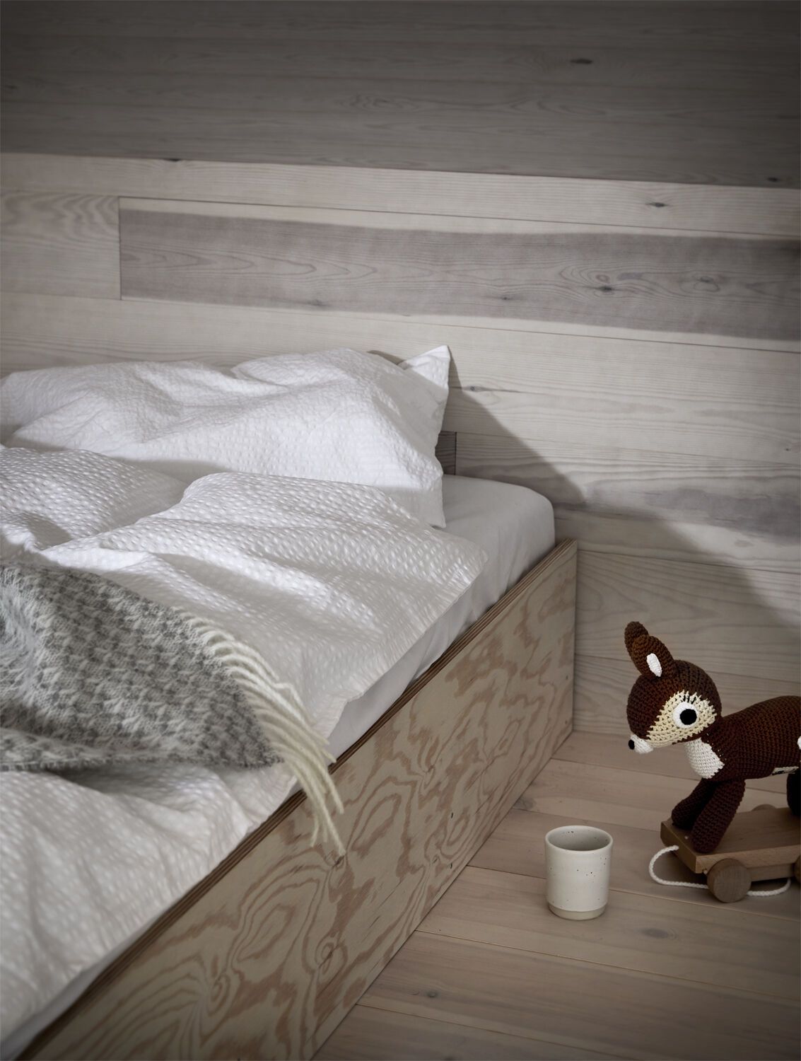 Ensfarvet v&aelig;vet pure hvid