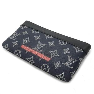 Louis Vuitton Clutch