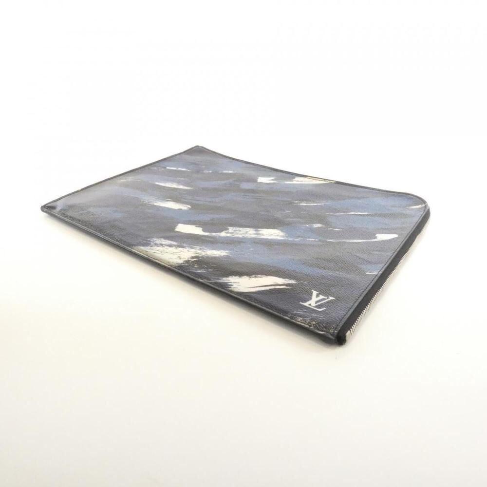 Louis Vuitton Clutch