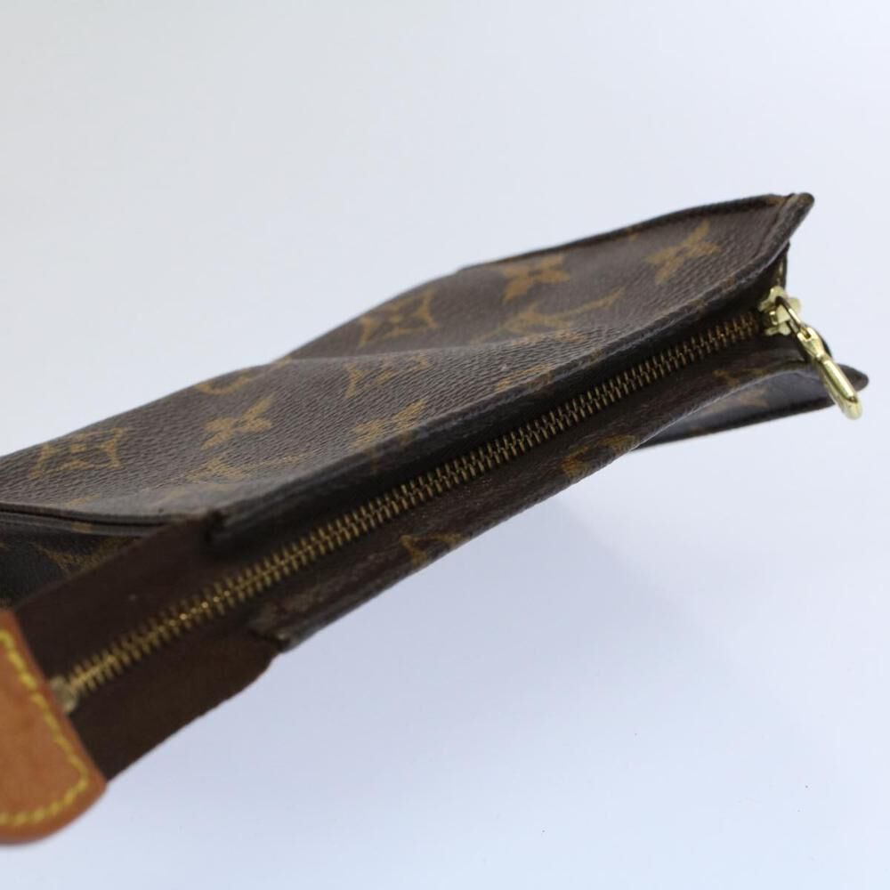 Louis Vuitton Poche Toilette