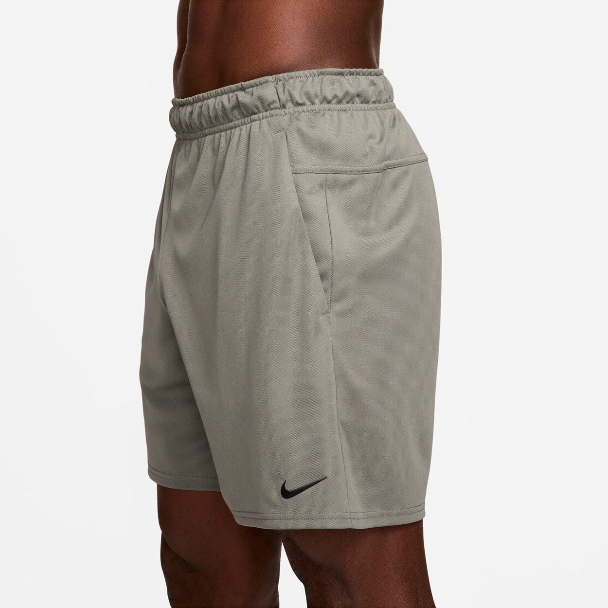 Totality 7 Inch L&oslash;be Shorts