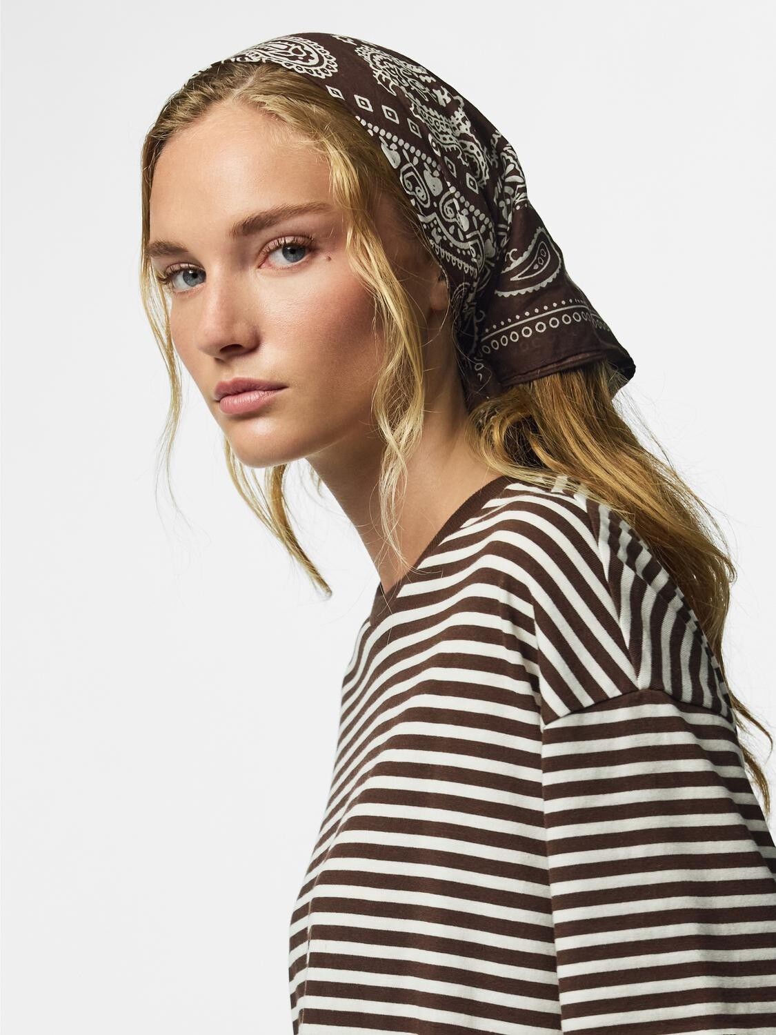 PCJOLANDA SQUARE SCARF BC