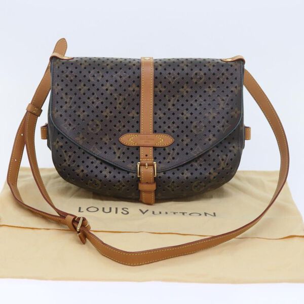 Louis Vuitton Saumur