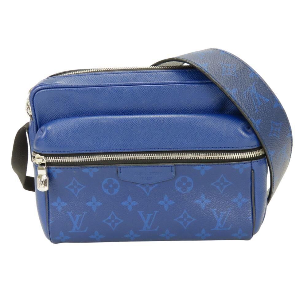 Louis Vuitton Shoulder Bags