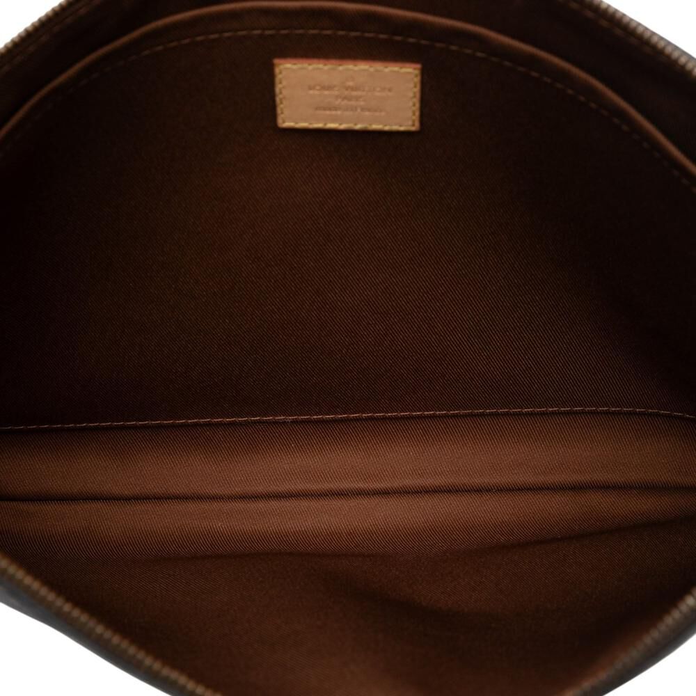 Louis Vuitton Clutch