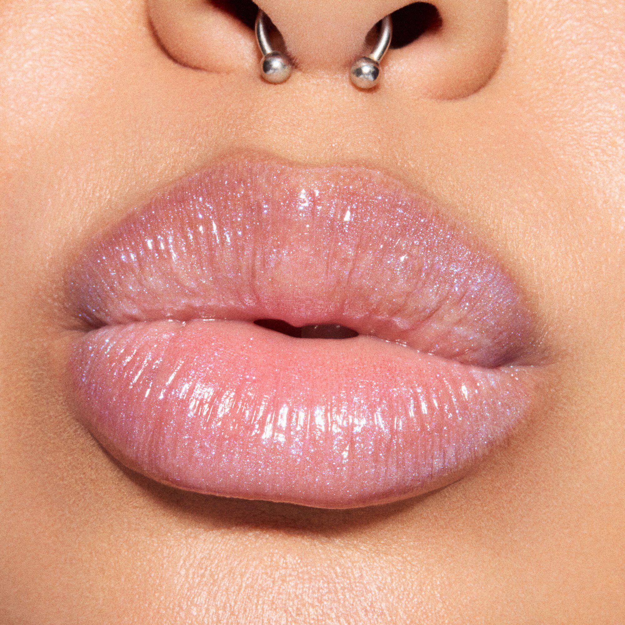 Squirt Plumping Shimmer Lipgloss Stick