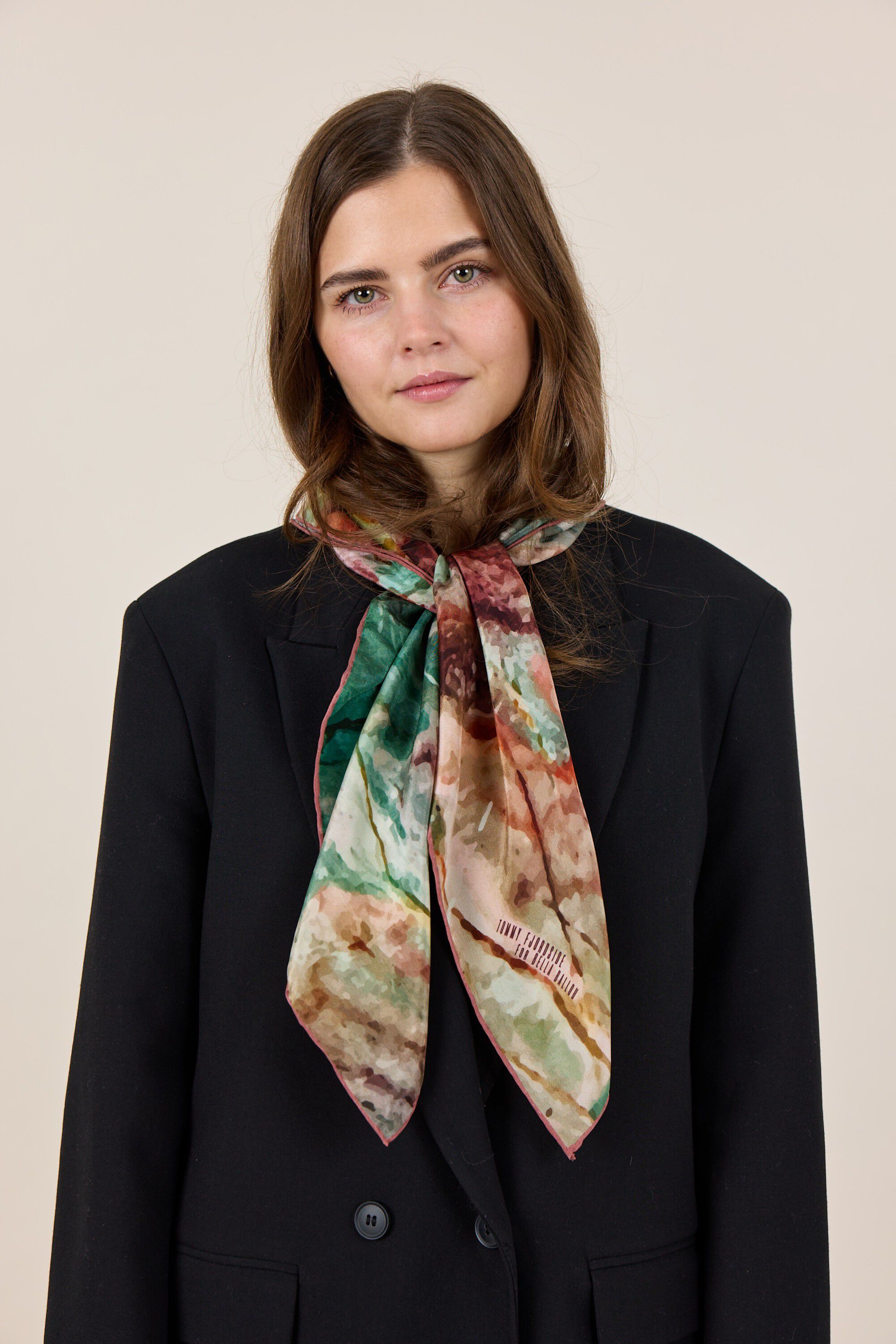 GRANITE Scarf