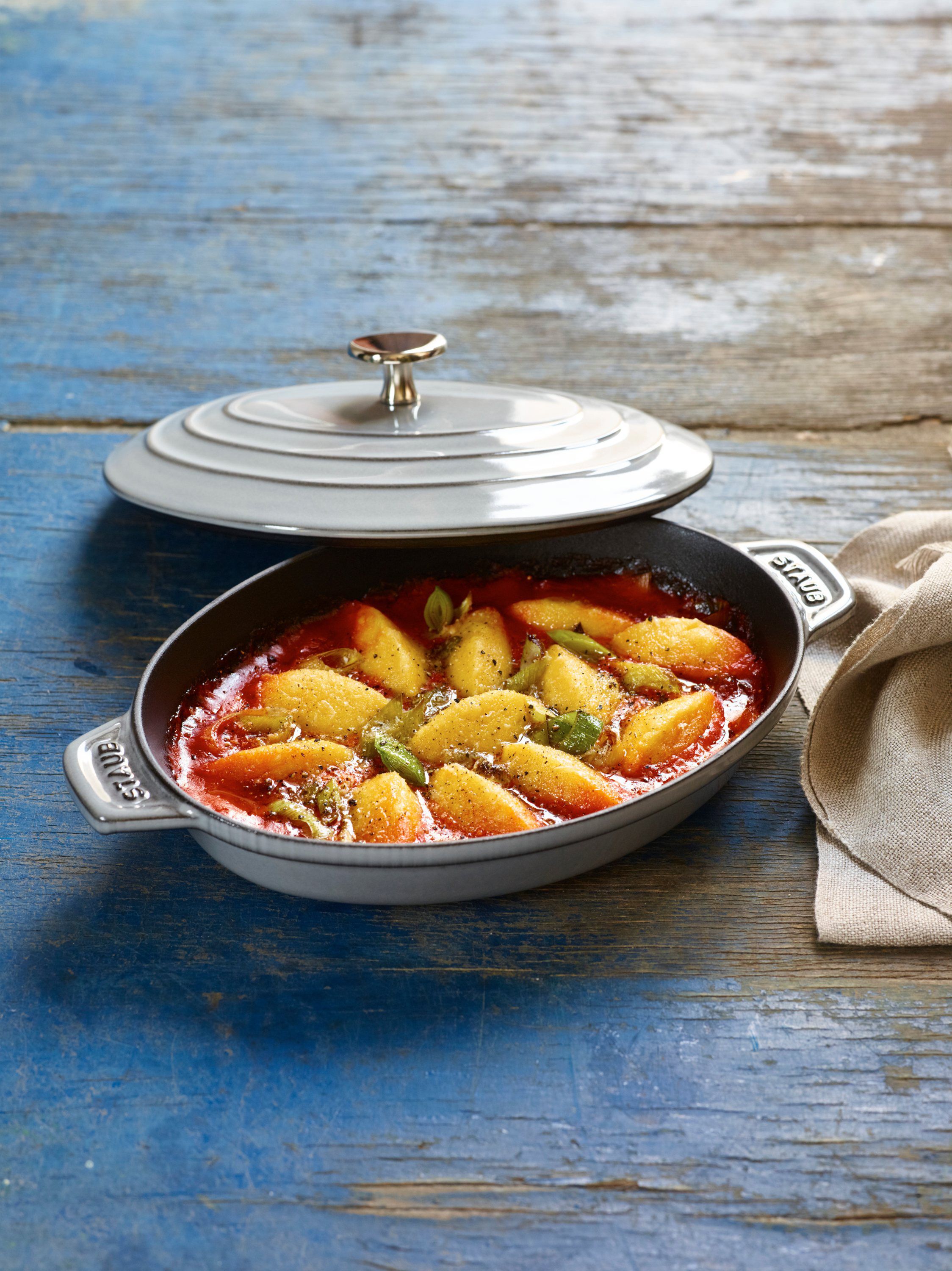 Specialities Ovnfad Med l&aring;g 23 cm, St&oslash;bejern