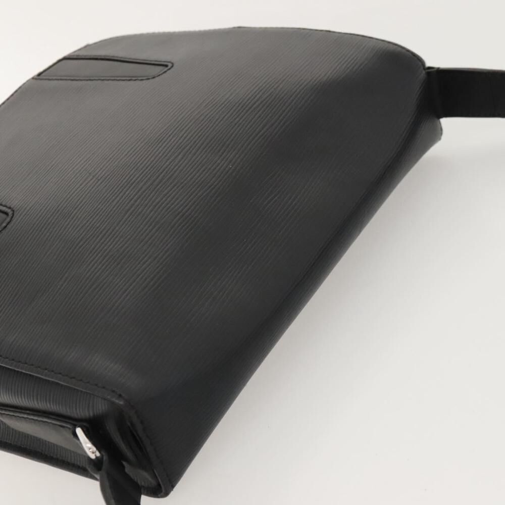 Louis Vuitton Messenger