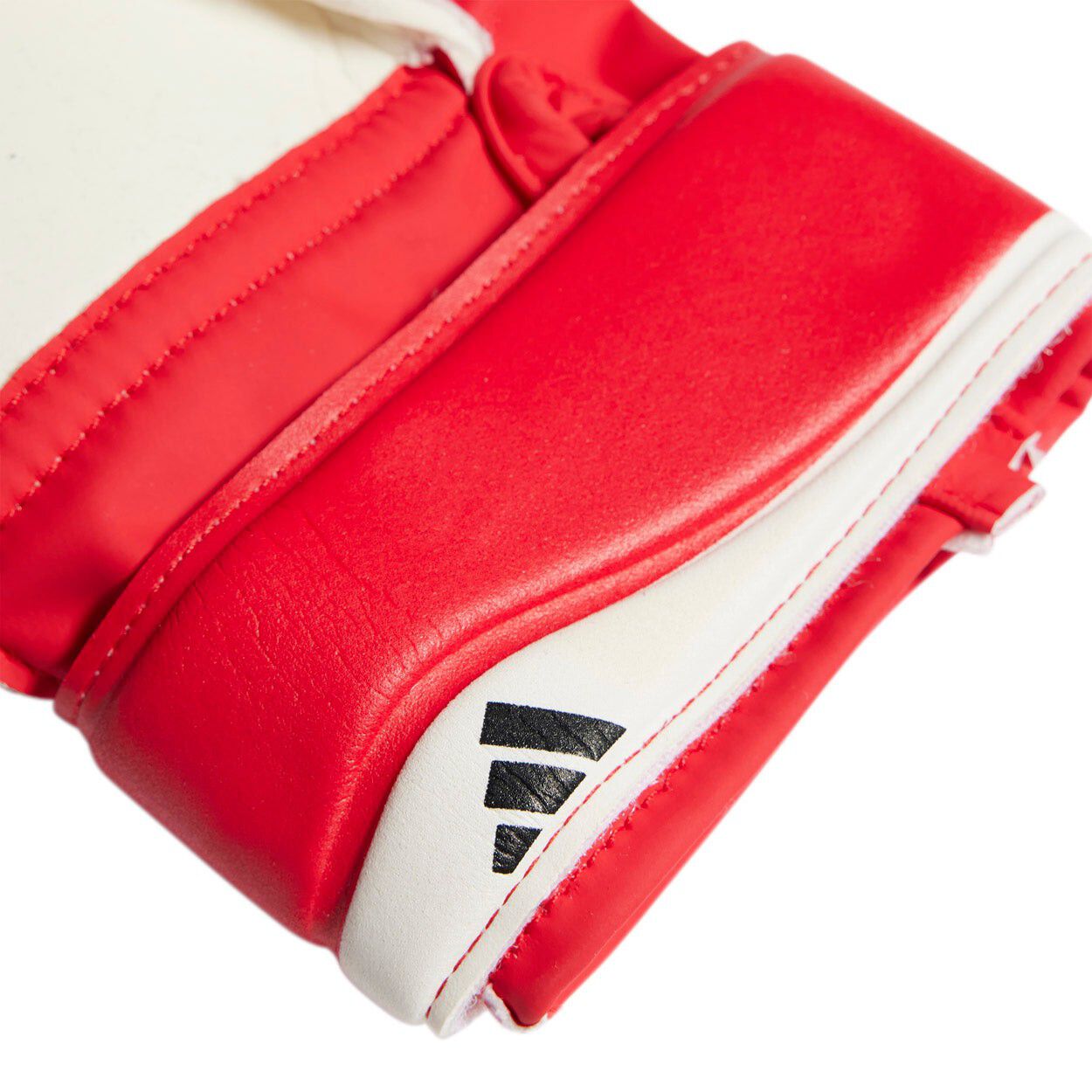 Predator Match Fingersave M&aring;lmandshandsker