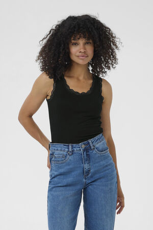 KAomi top