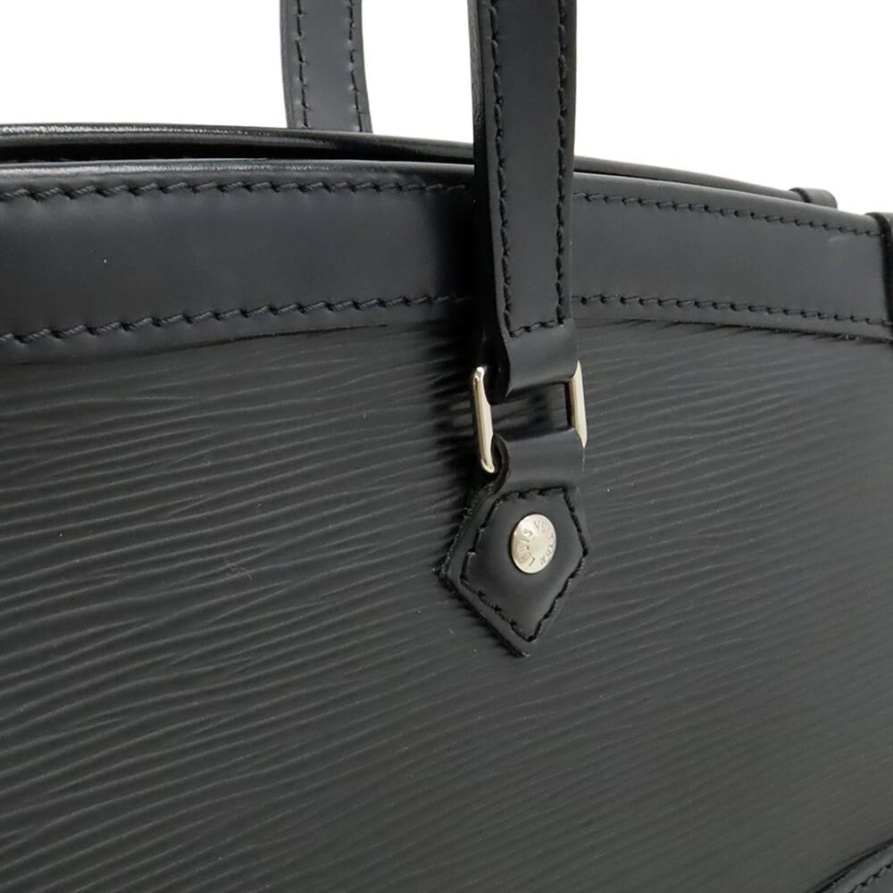 Louis Vuitton Madeleine