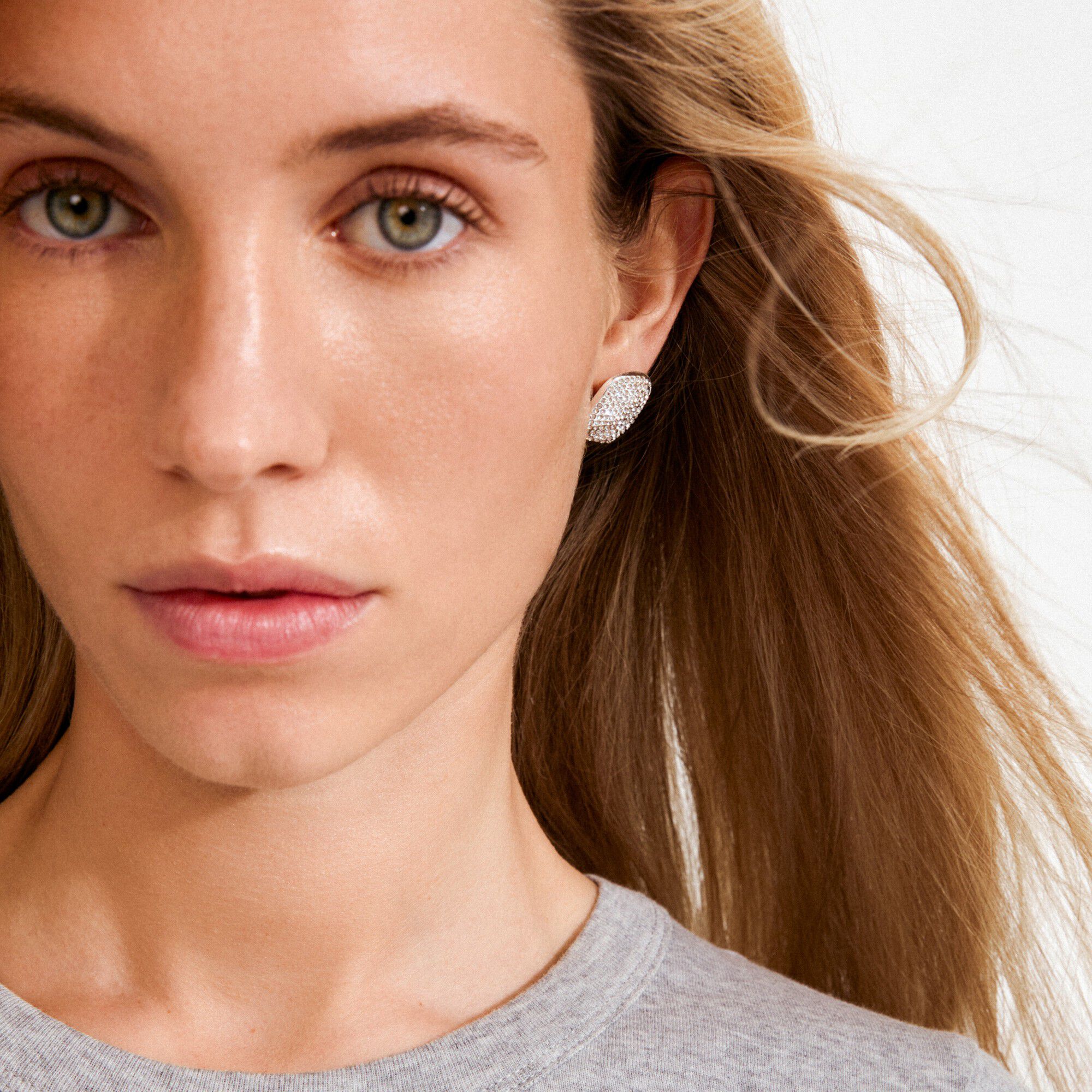 EMBER &oslash;reringe s&oslash;lvbelagt