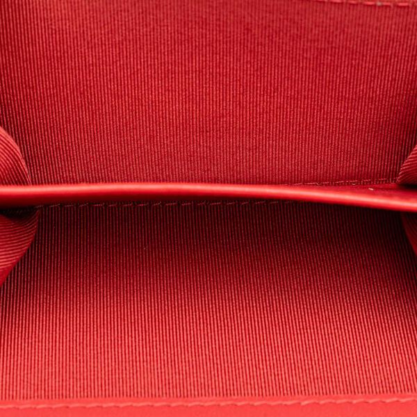 Chanel Wallet On Chain