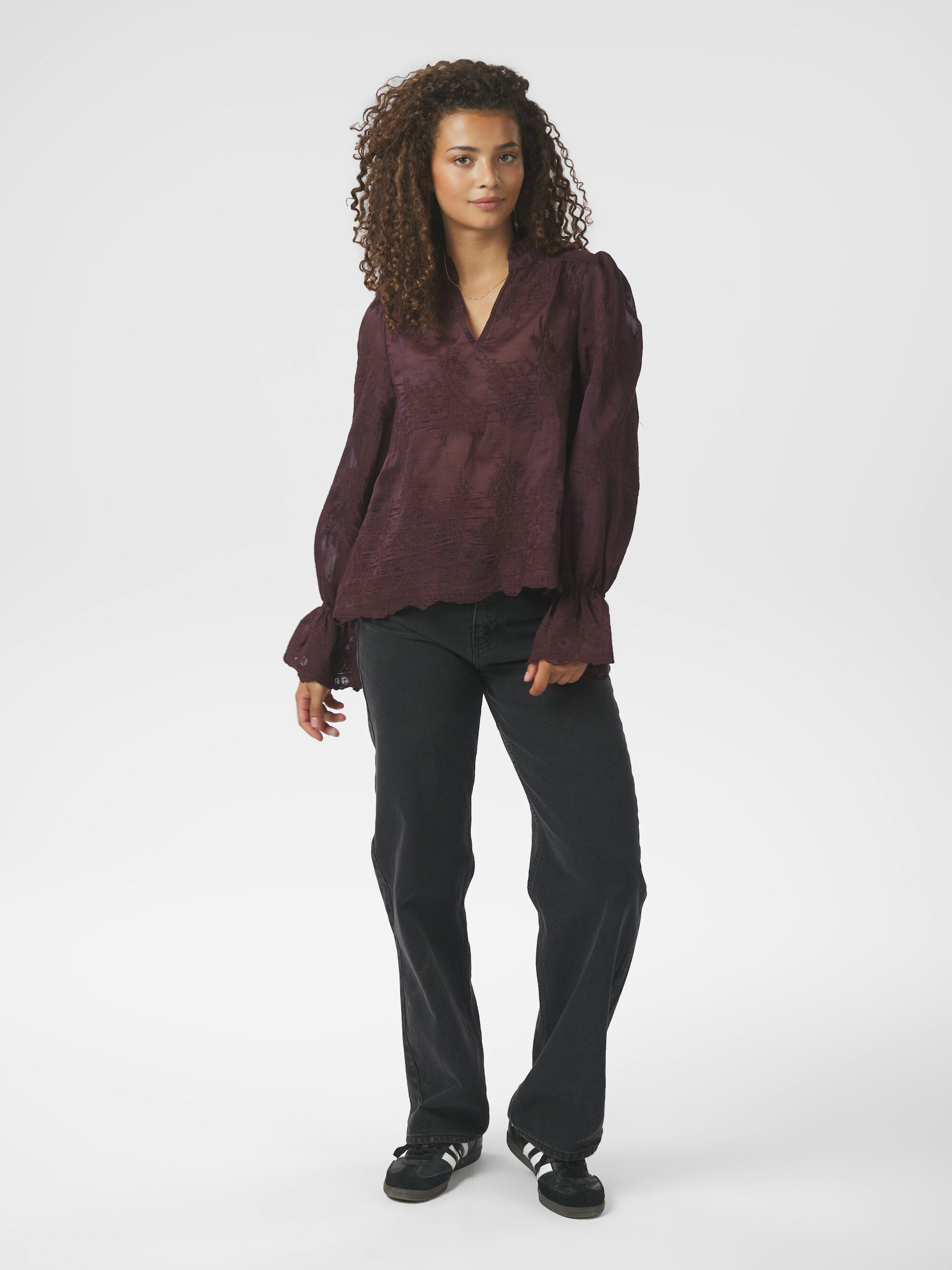 Amara Big Embroidery Blouse