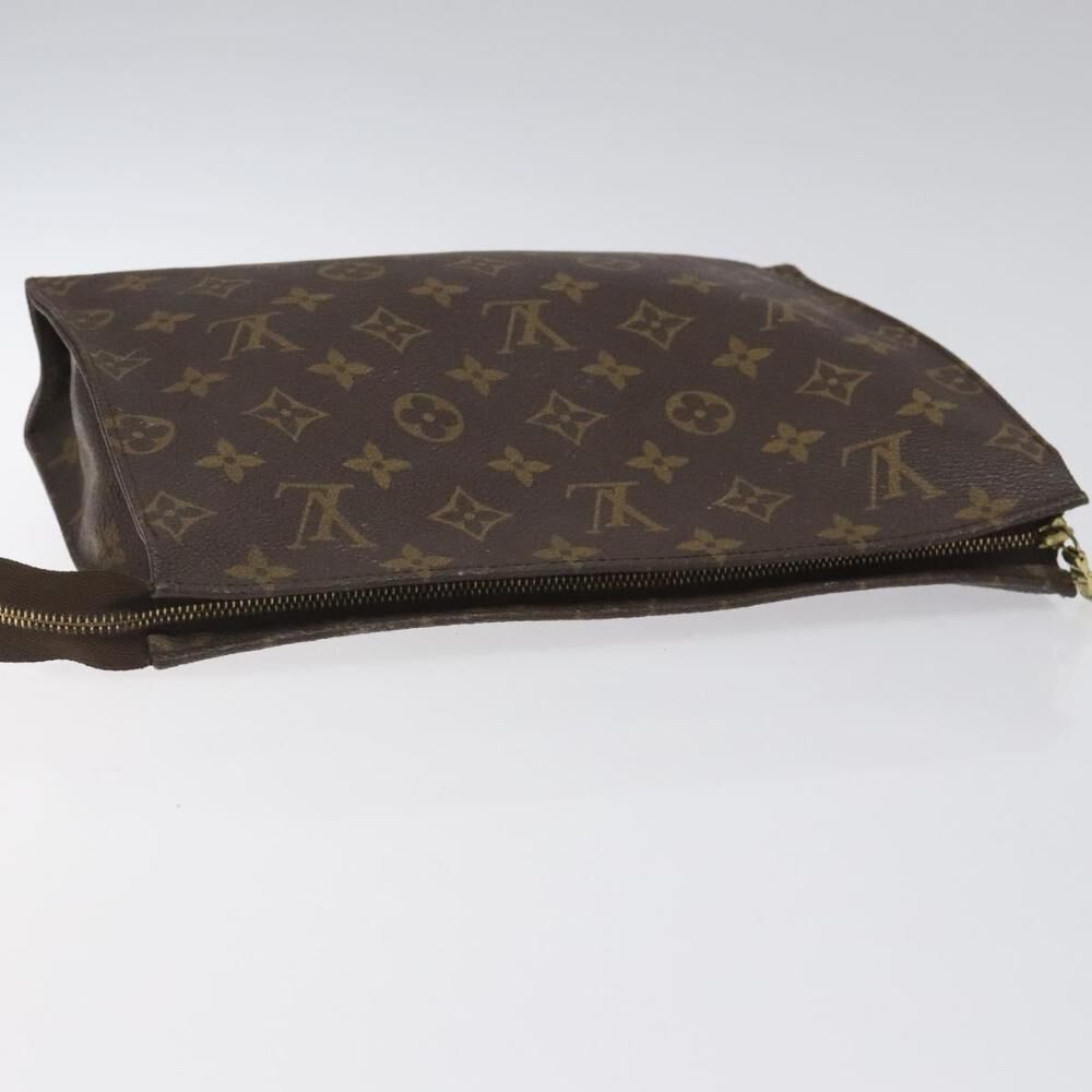 Louis Vuitton Poche Toilette