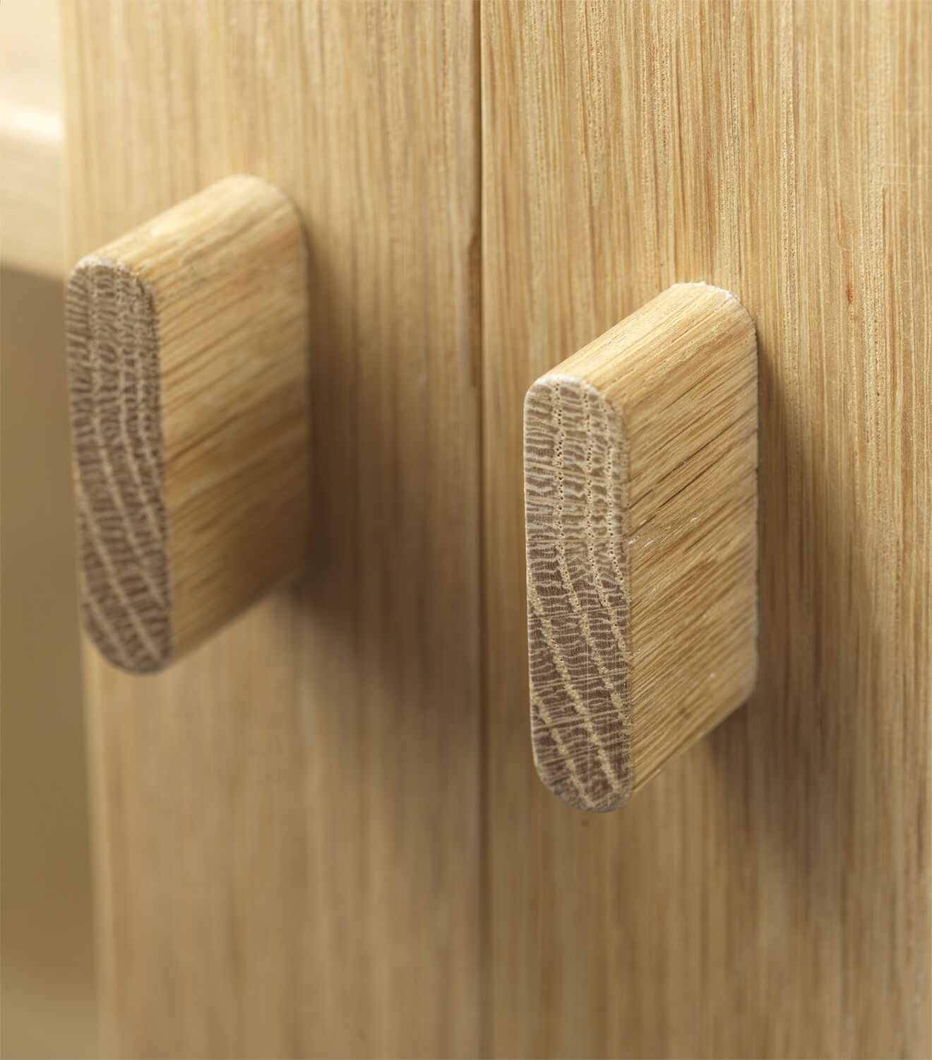 A90 - Boderne - Vitrineskab