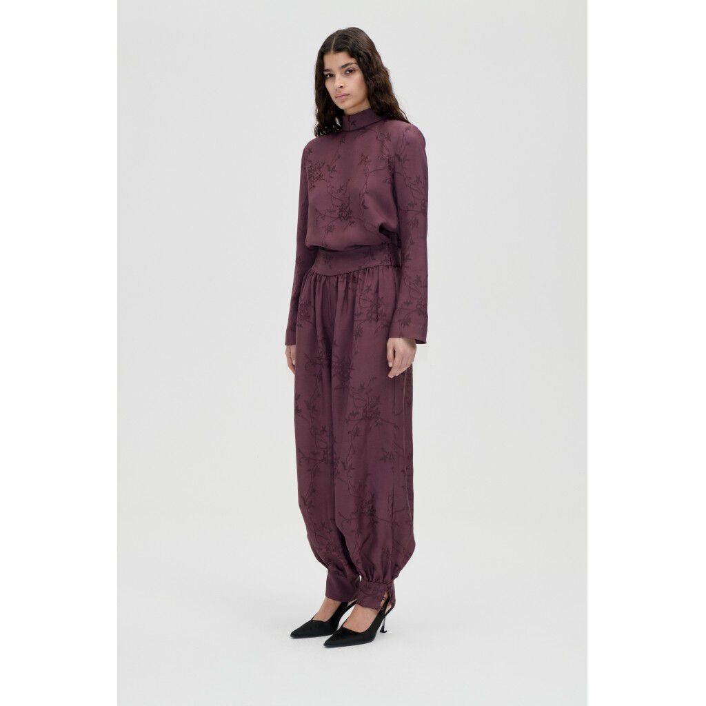 2548 Fluid Jacquard, Balloon Pants With Hem Cuff