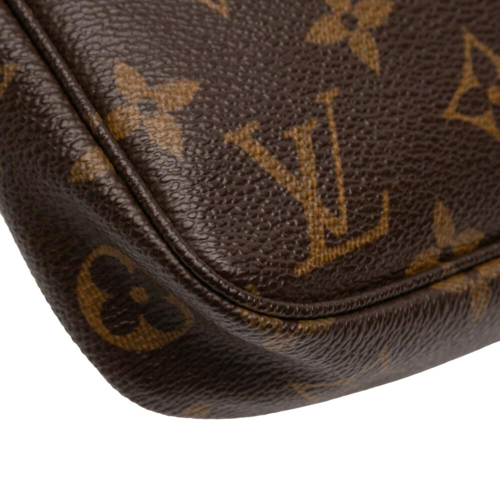 Louis Vuitton Pochette Accessoires