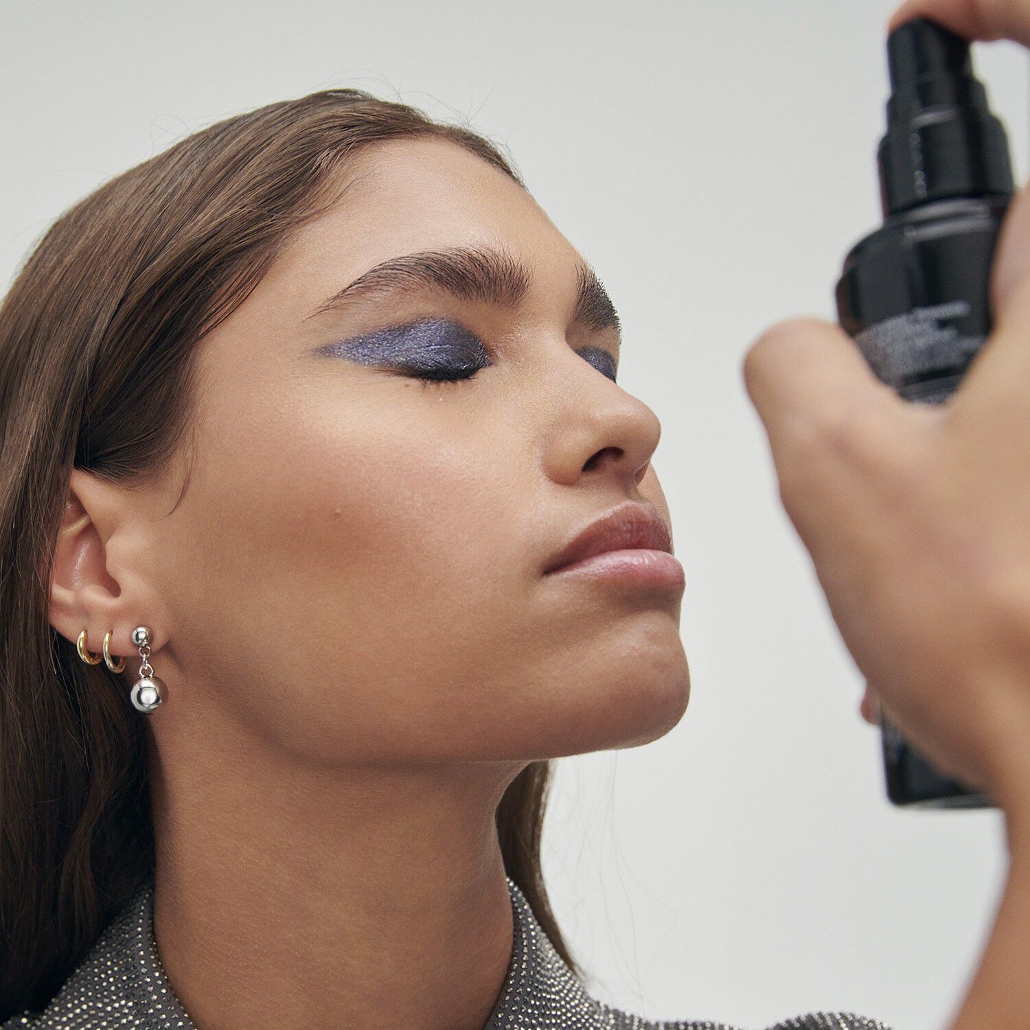 KIT DUO SPRAY ET FIXE - Duo af fiks&eacute;ringssprays (satin & gl&oslash;d)