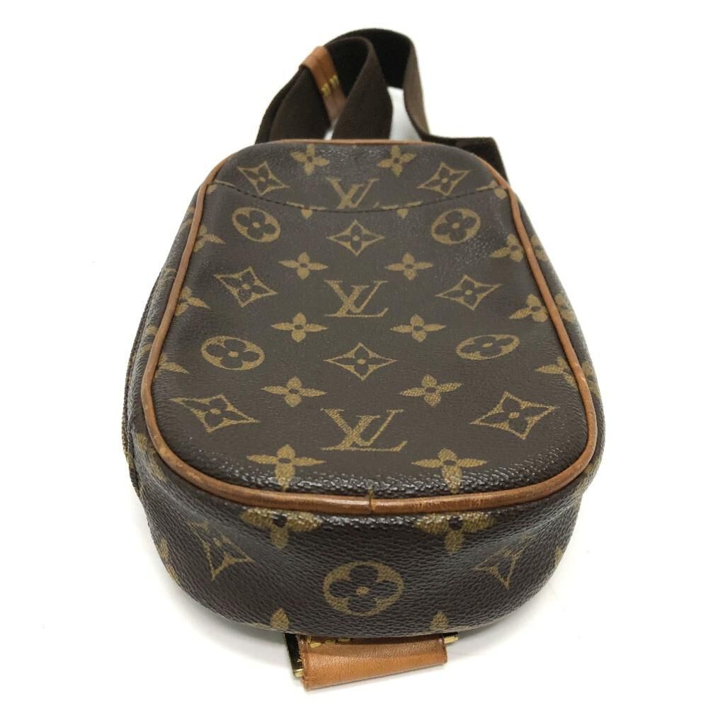Louis Vuitton Shoulder Bags