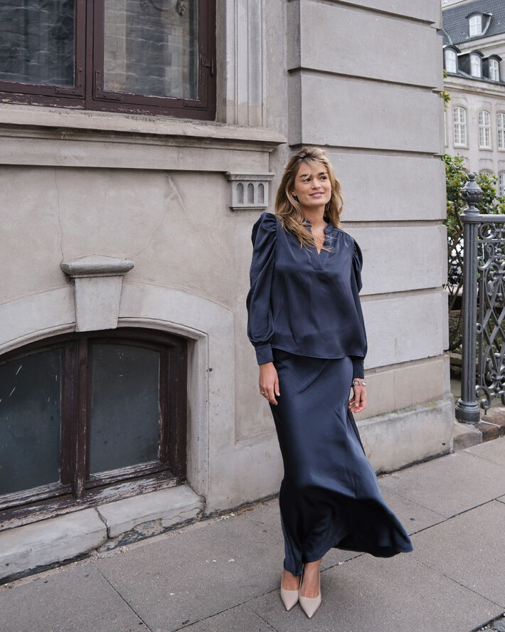 Vicky Heavy Sateen Skirt