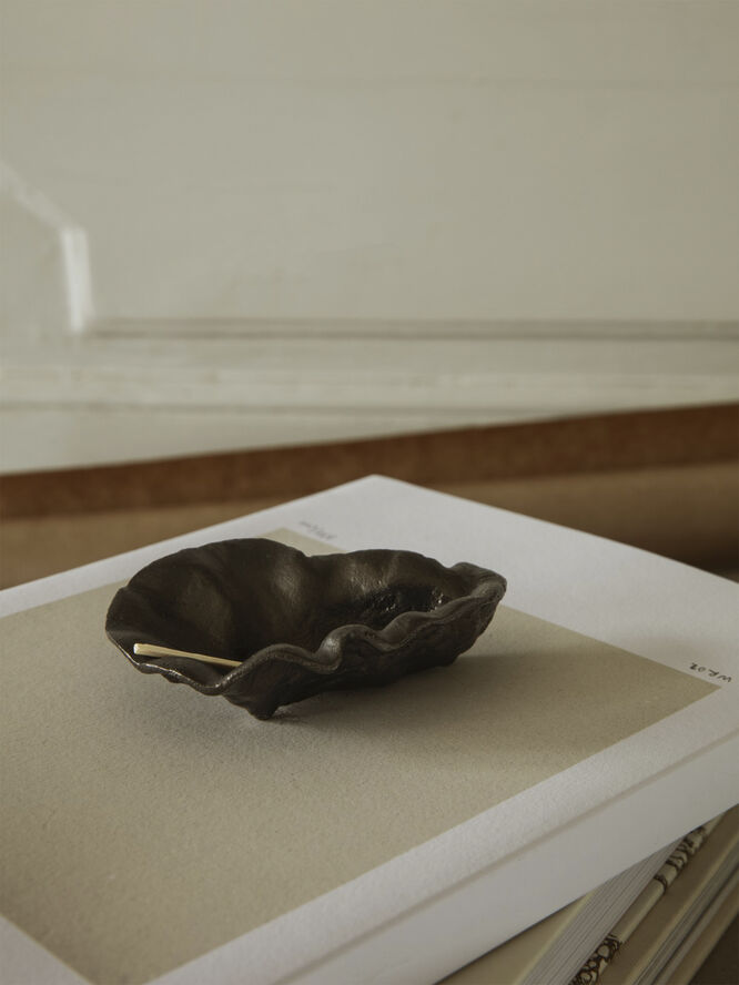 Oyster Bowl - Black Brass