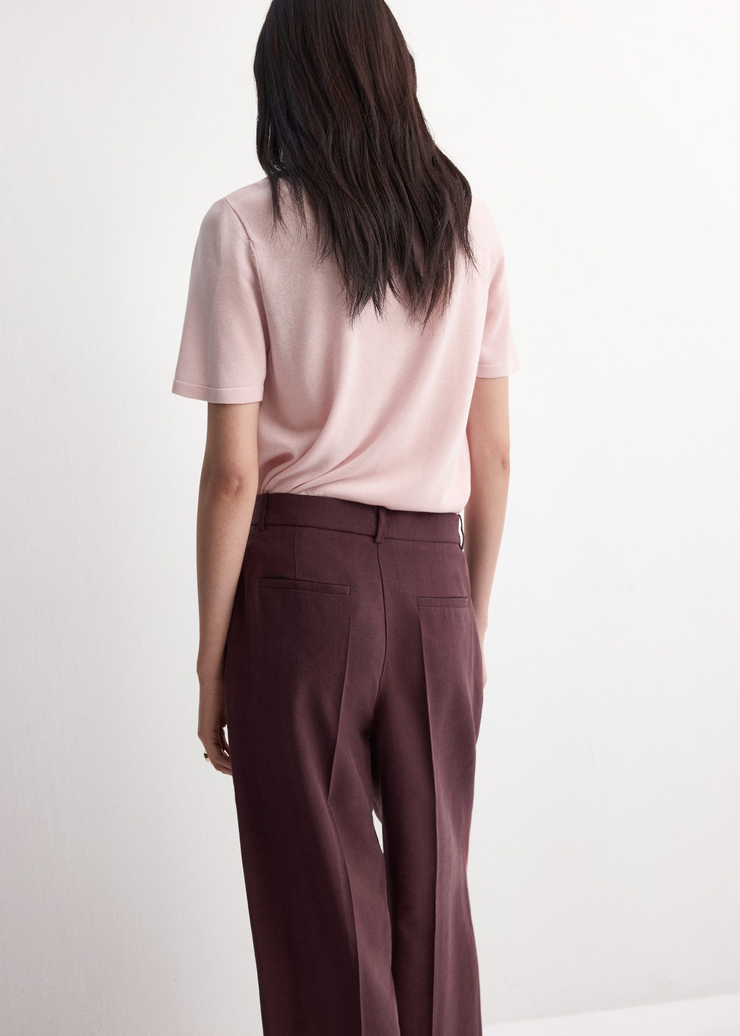 Short-sleeved knitted sweater