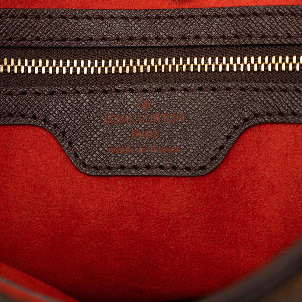Louis Vuitton Marais