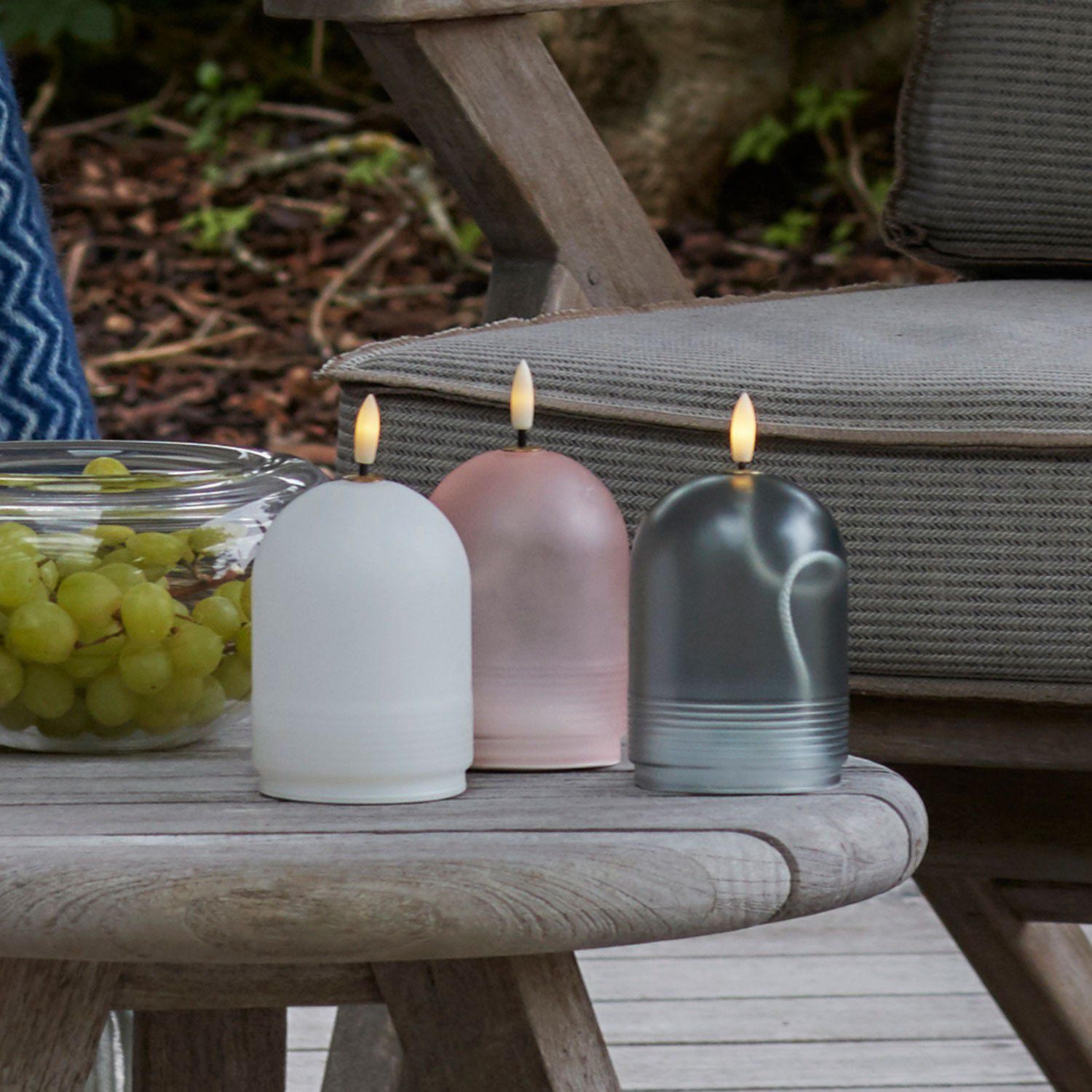 Minna H11cm, Mat "Gr&aring;"