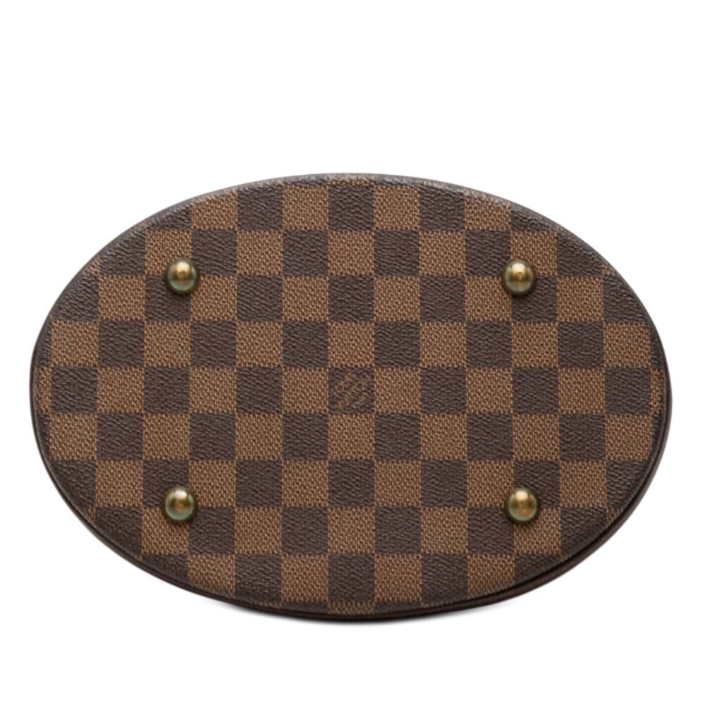 Louis Vuitton Marais