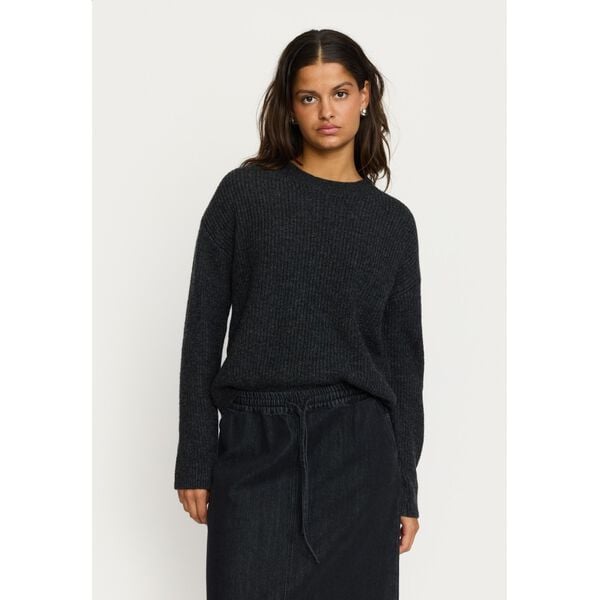 SRWest Knit