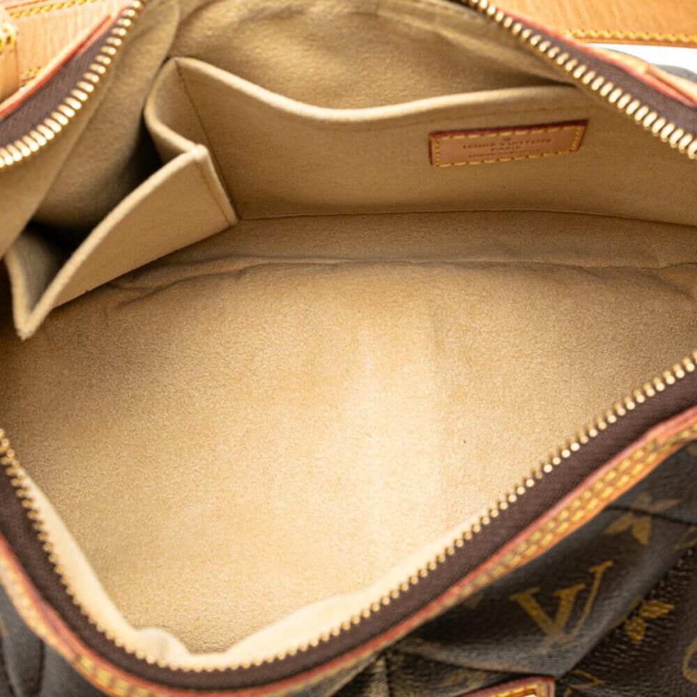 Louis Vuitton Shoulder Bags