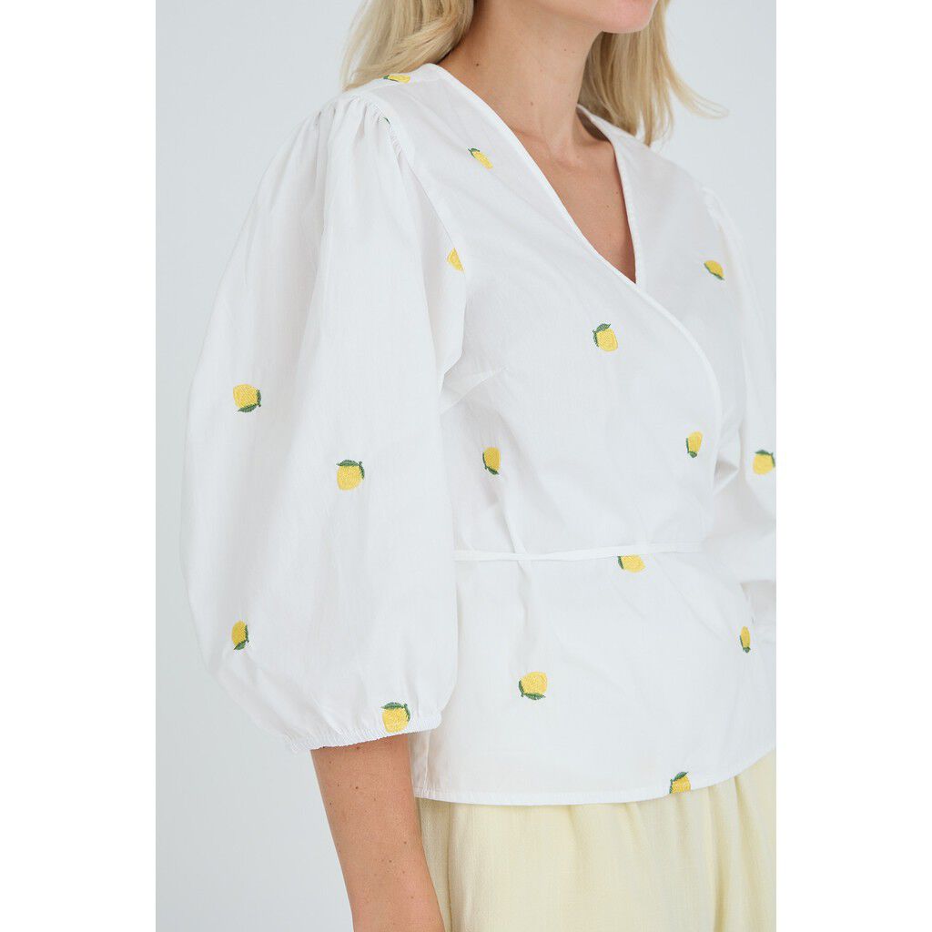 Rebekka fruit blouse