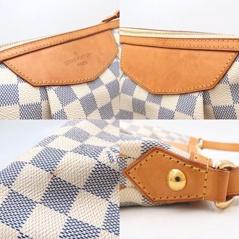 Louis Vuitton Shoulder Bags