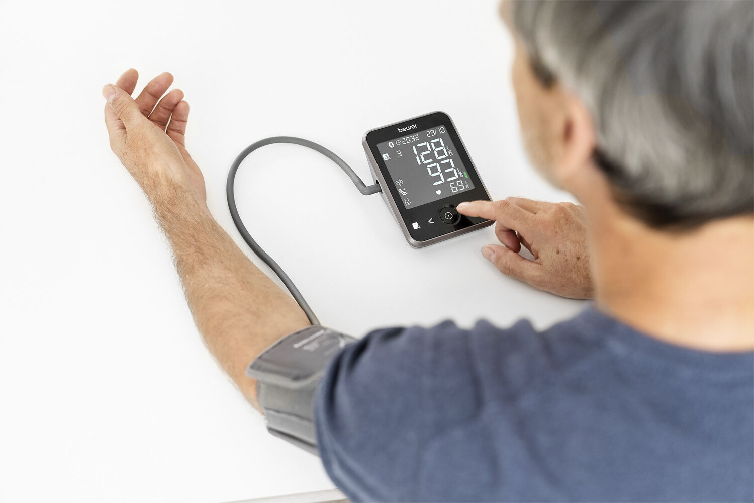 Beurer blodtryksm&aring;ler til overarm BM 64