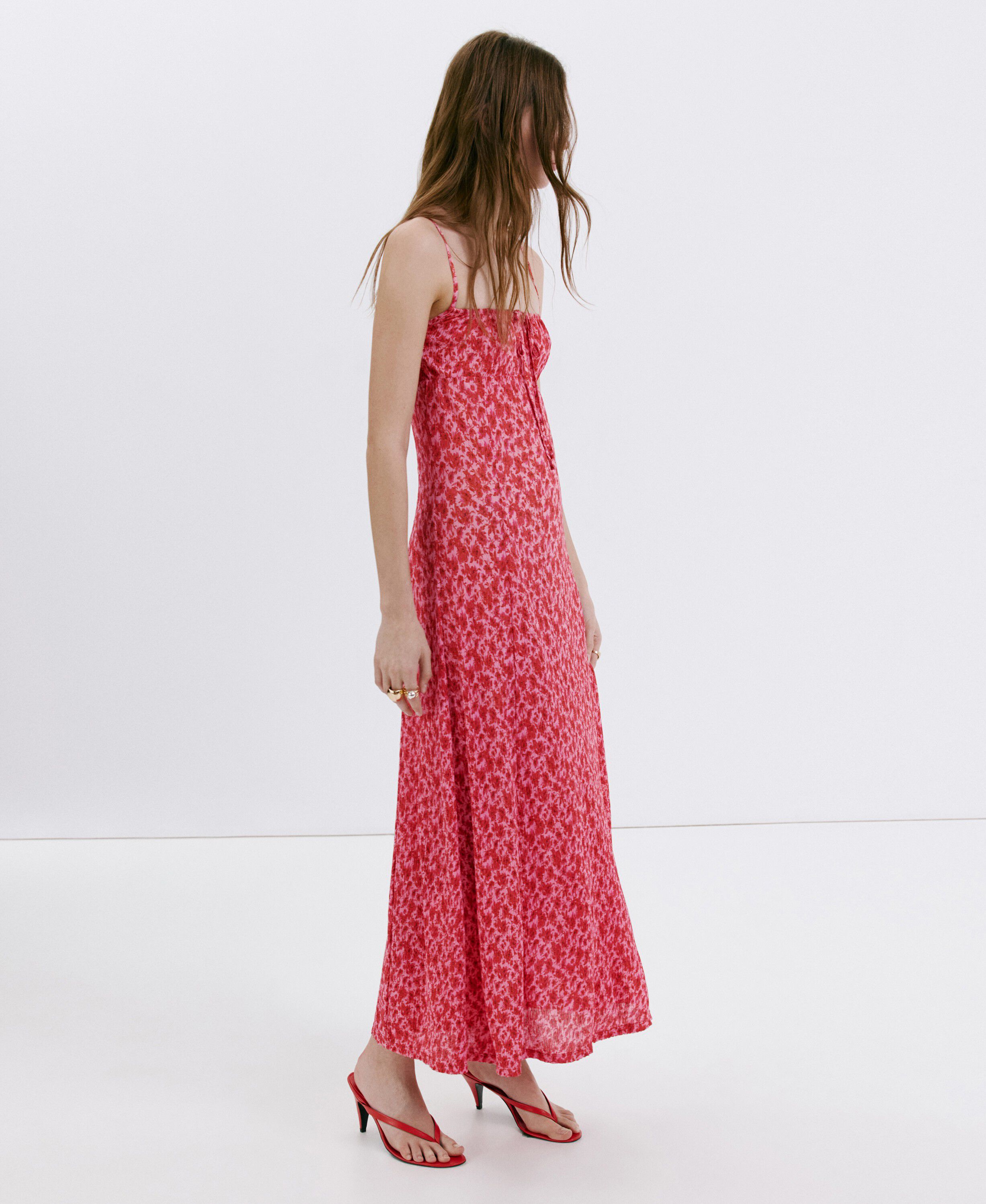 Floral-print pleated dress
