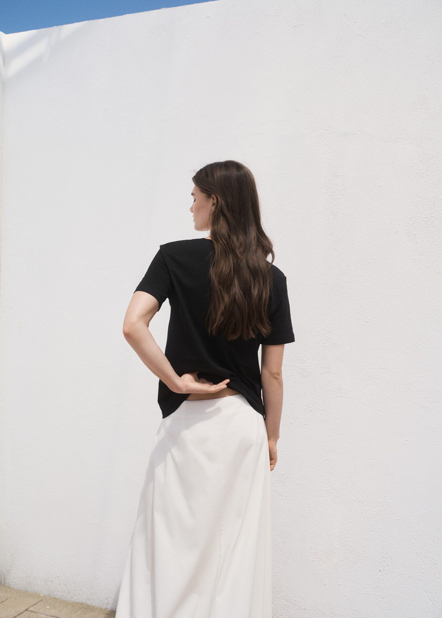 V-neck cotton T-shirt