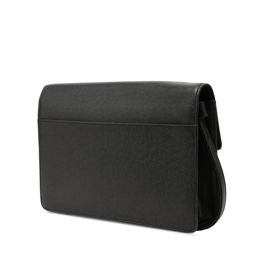 Louis Vuitton Clutch