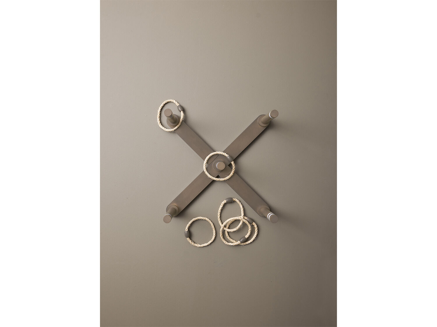 Ringspil 62 x 62 x 25 cm Gr&aring;/Brun Gummitr&aelig;