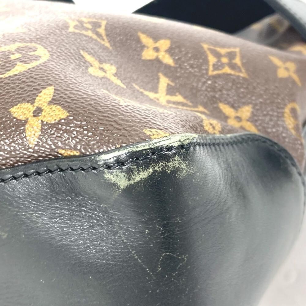 Louis Vuitton Shoulder Bags