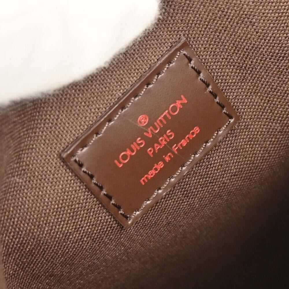 Louis Vuitton Messenger