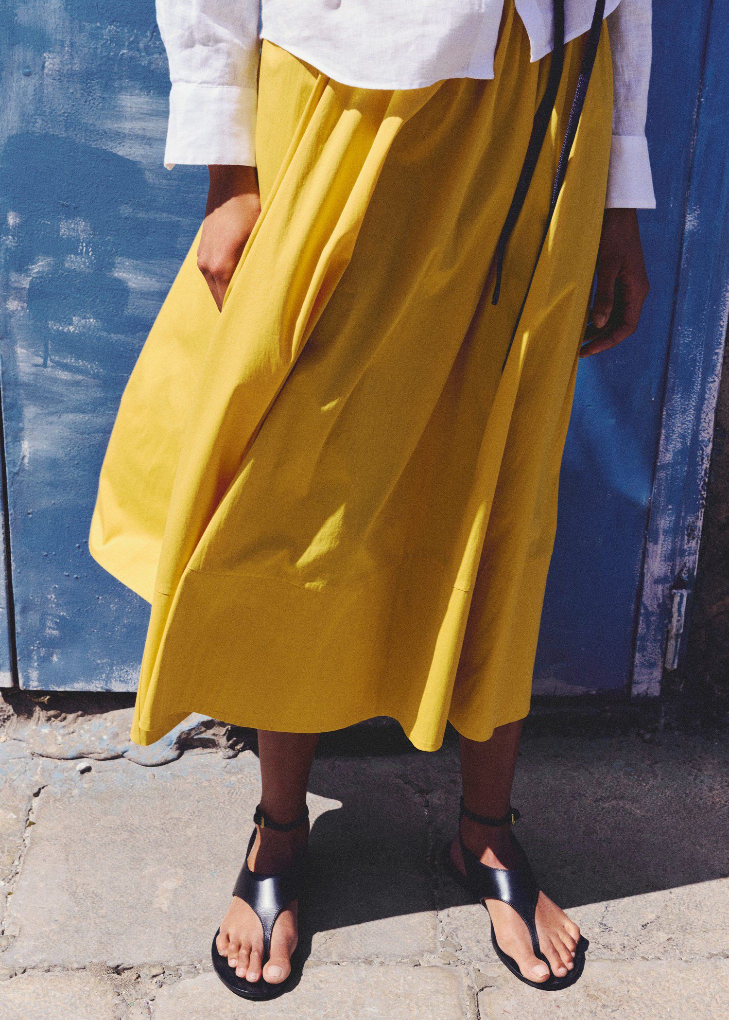 Leather straps sandals