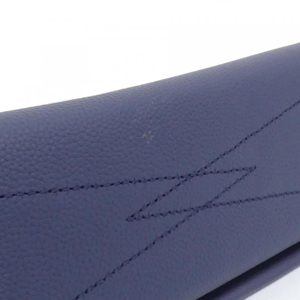 Louis Vuitton Messenger