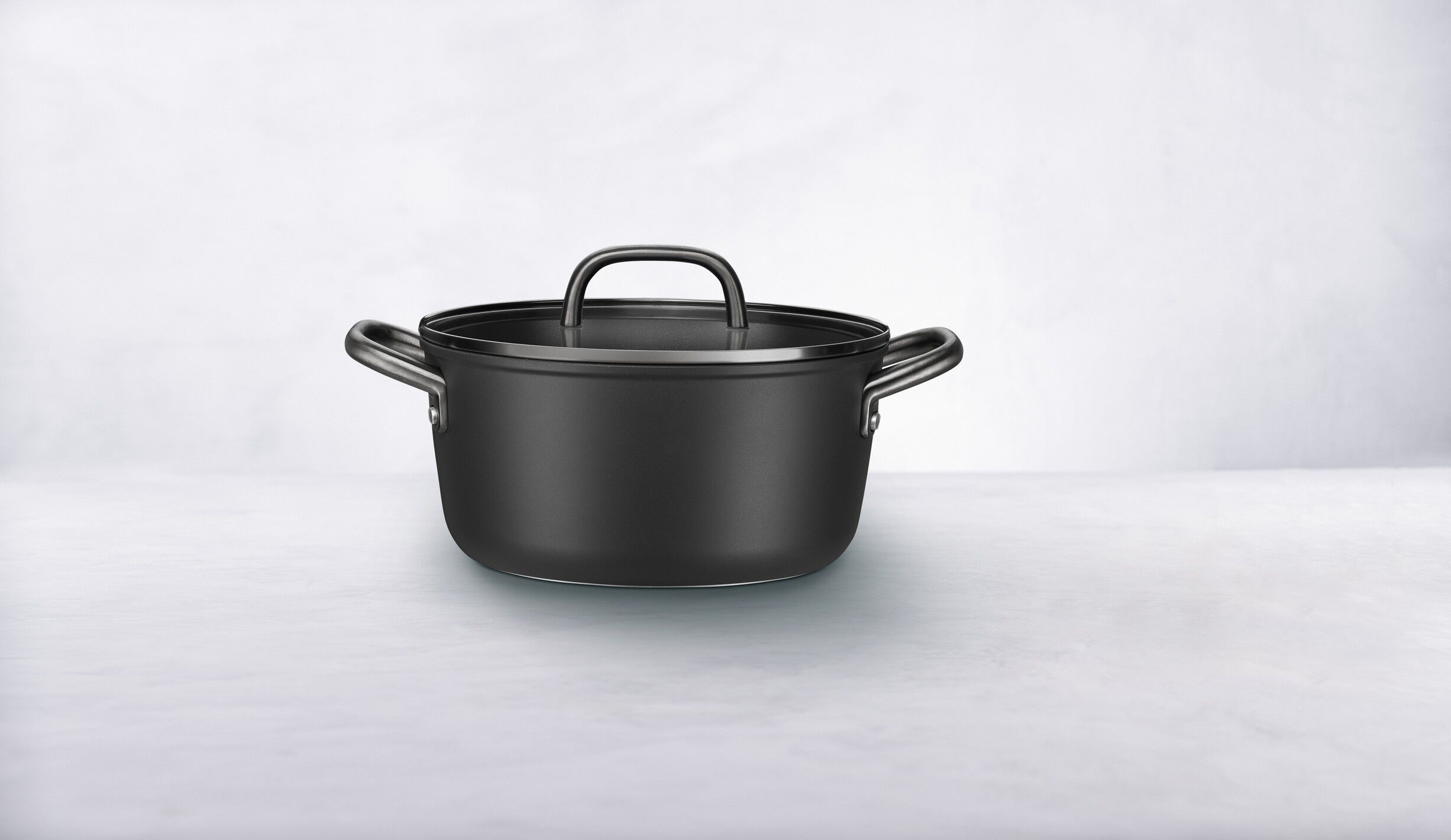 Milano, Gryde Med glasl&aring;g 24 cm, Sort