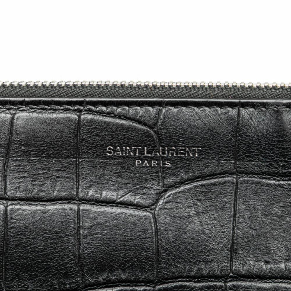 Yves Saint Laurent Clutch