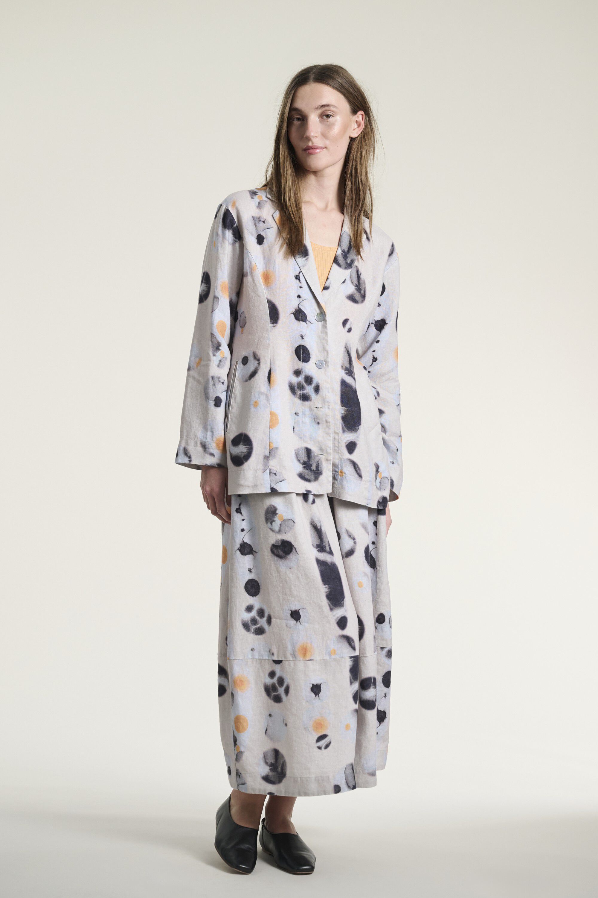 Hikazu jakke med revers