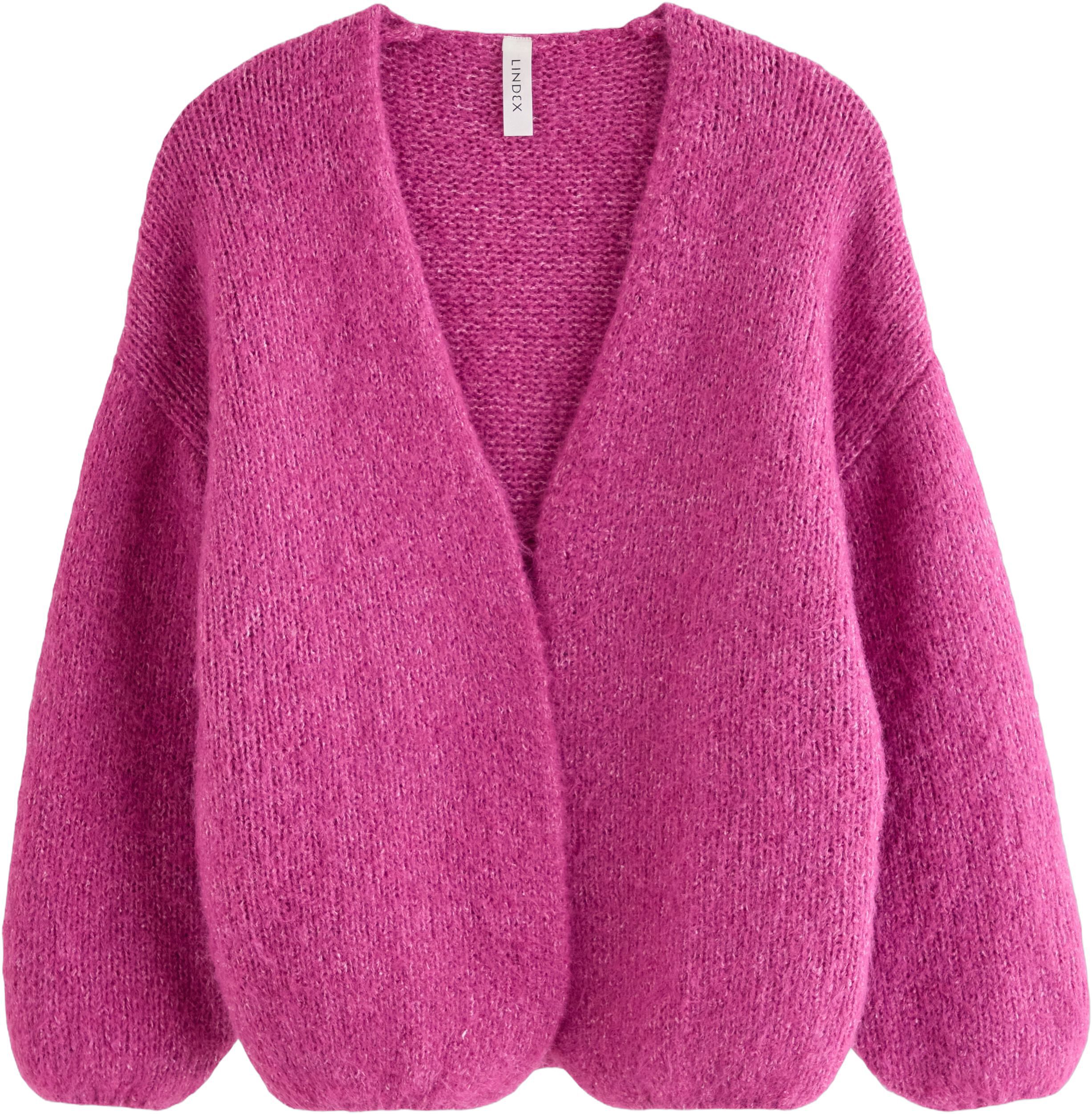 Soft and cosy knitted cardigan with