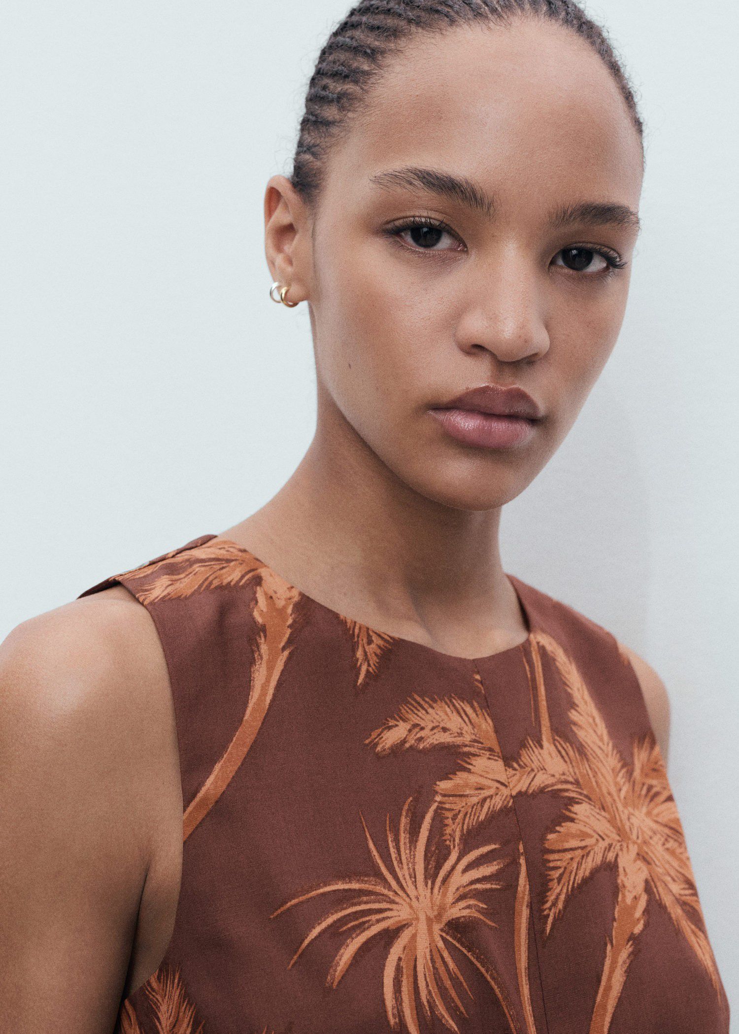 Lyocell jumpsuit cut out knot detai