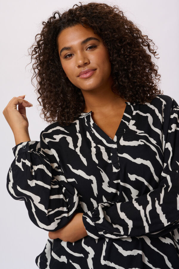 KCmirta Tilly Blouse